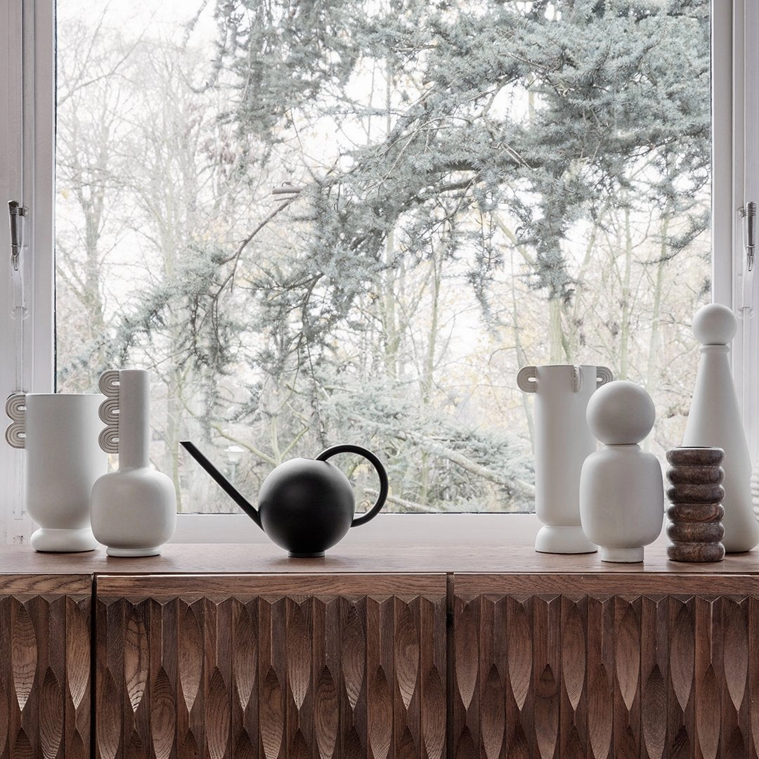Muses Vase - Ania