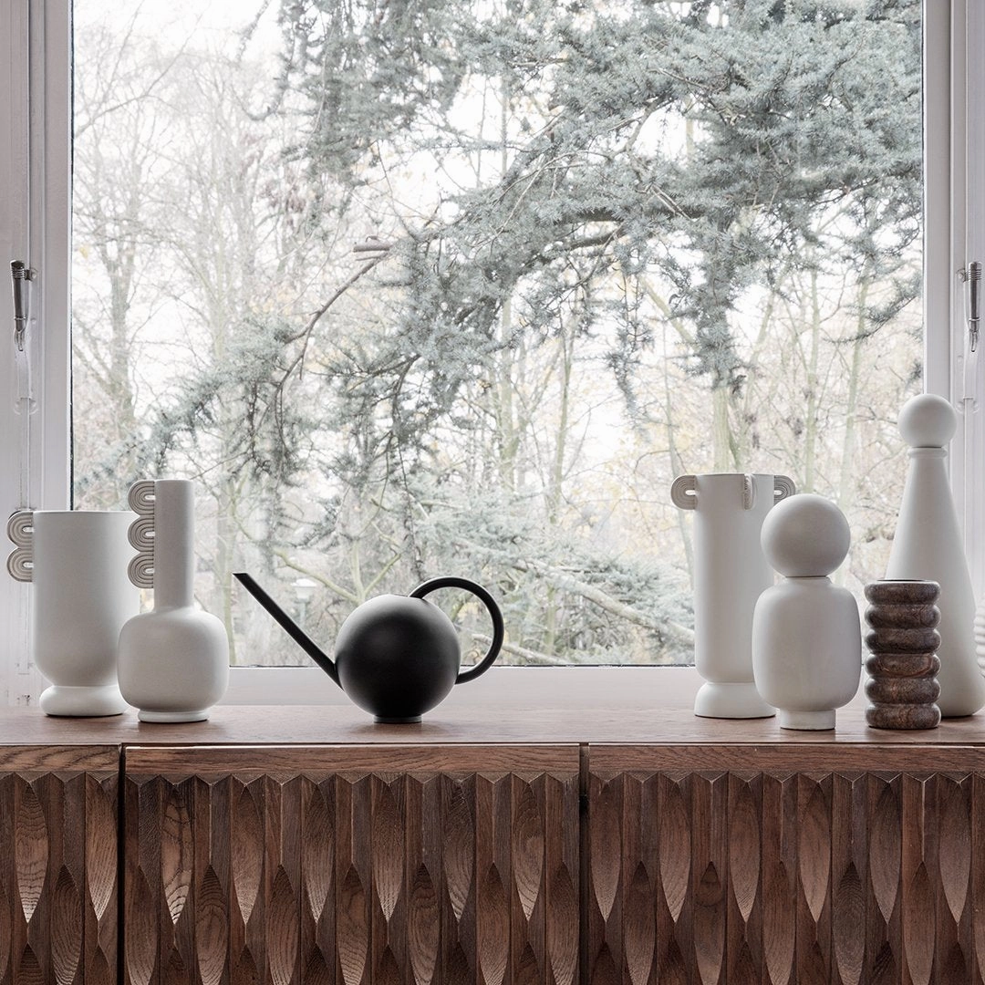 Muses Vase - Calli