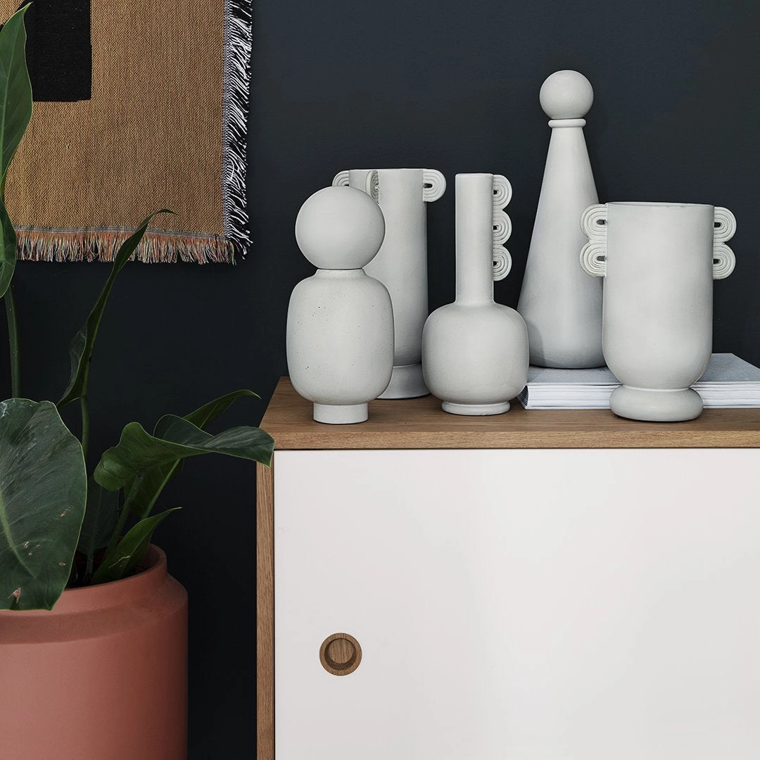Muses Vase - Calli