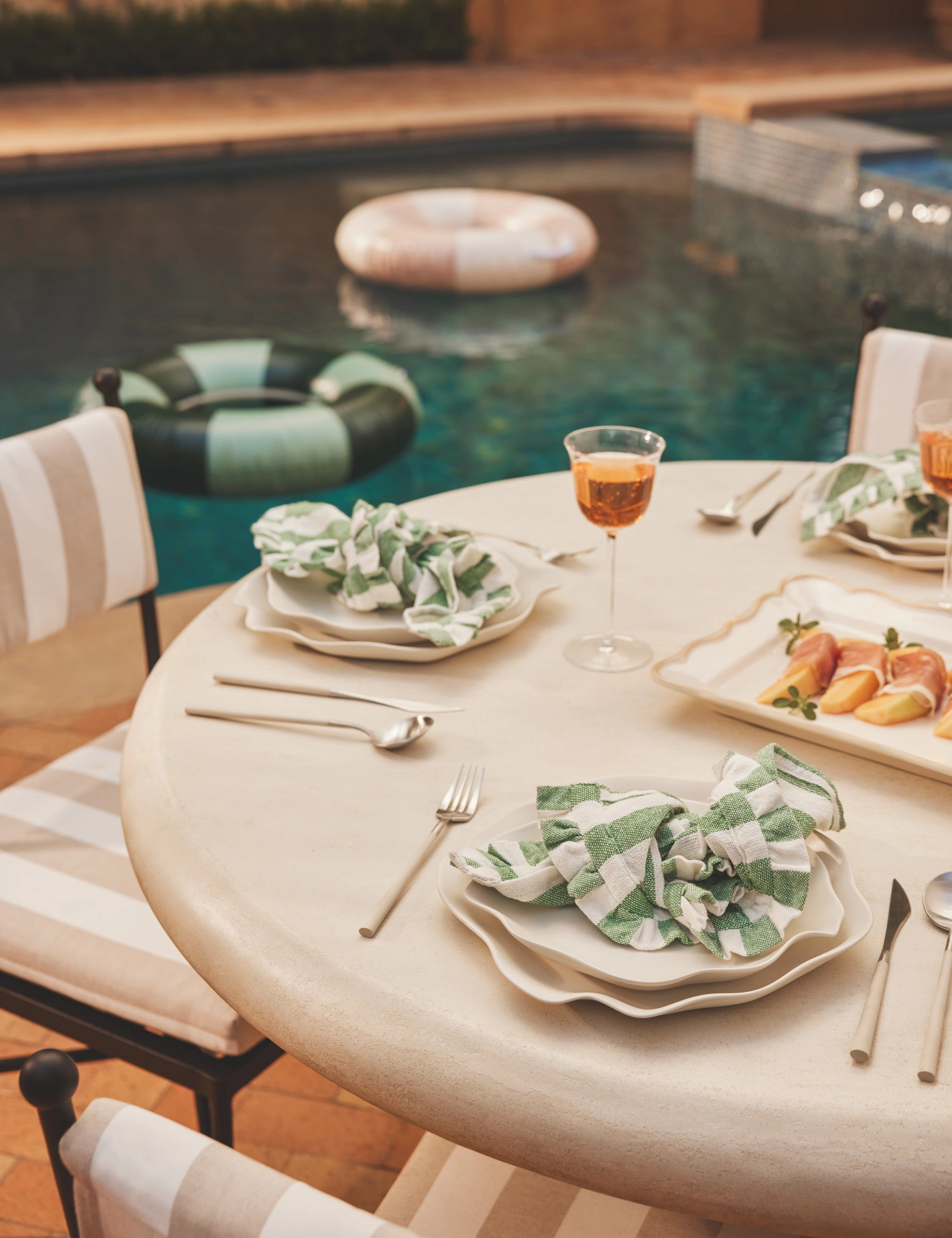 Nadia Satin-Matte Stoneware Dinnerware