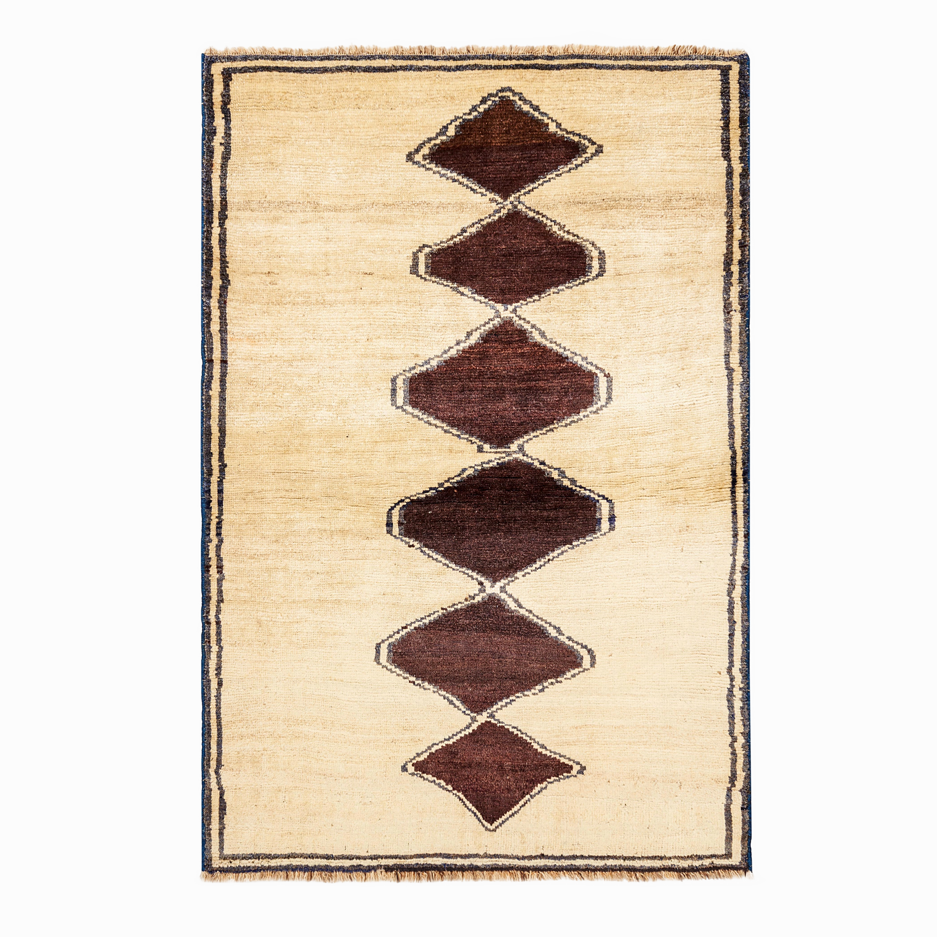 Naziri 26 minimalist everyday rug