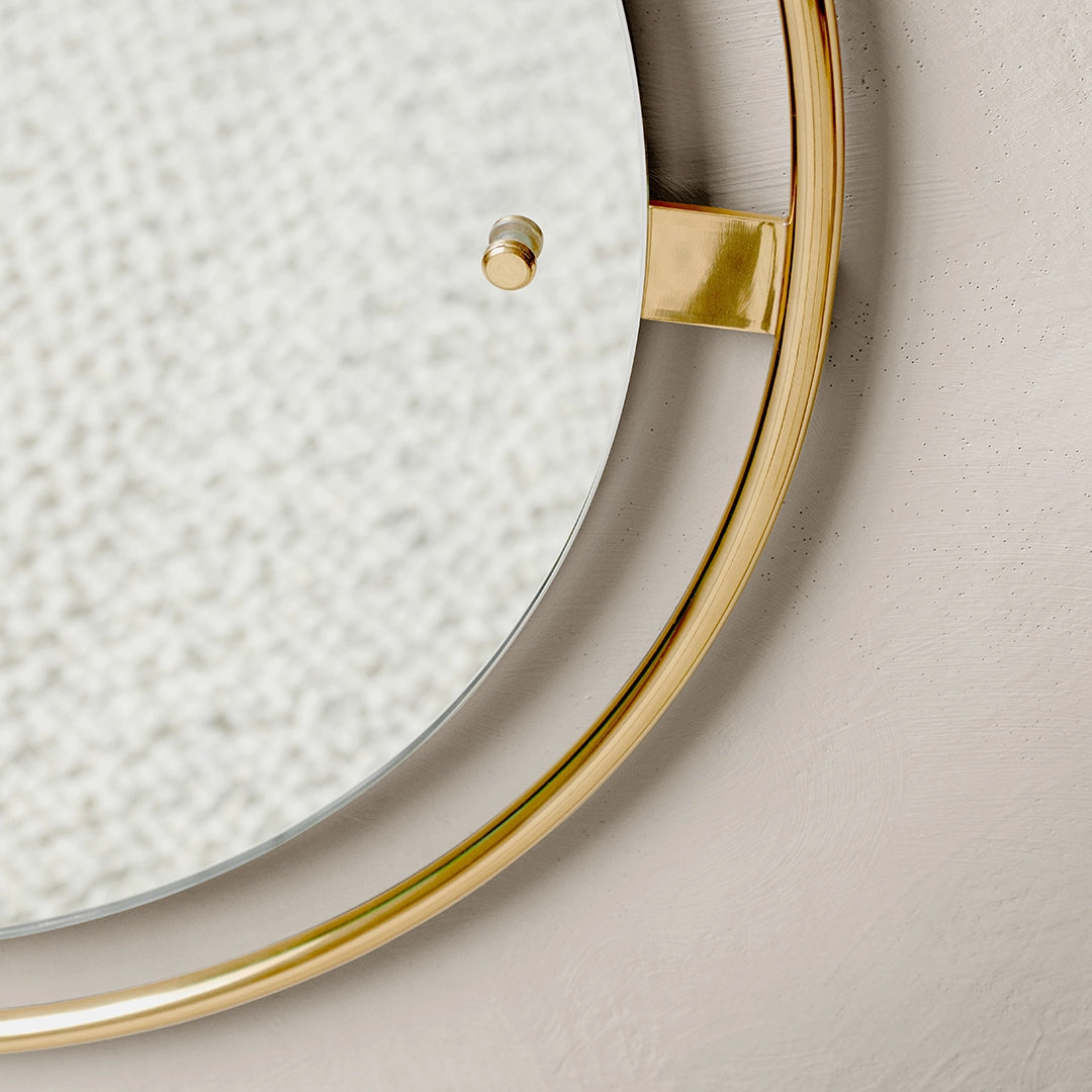 Nimbus Mirror