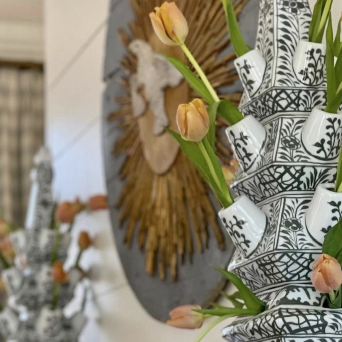 Original Green and White Tulipiere