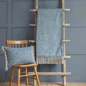 Oryx Woven Throw Capri patterned fashion rug  