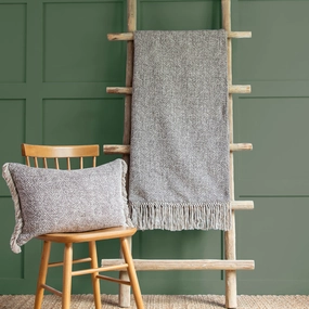 Oryx Woven Throw Slate patterned fashion rug  