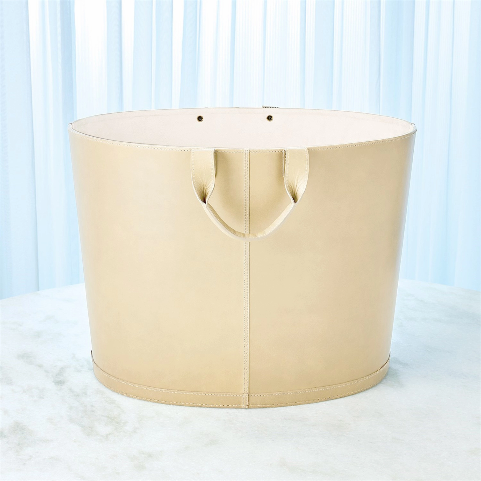 Oval Leather Basket In Ivory