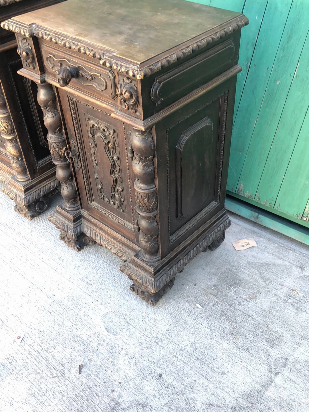 PAIR OF ITALIAN BARLEY TWIST NIGHT STANDS