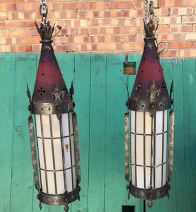 PAIR OF TOLE PAINTED GOTHIC LANTERNS interior room decor