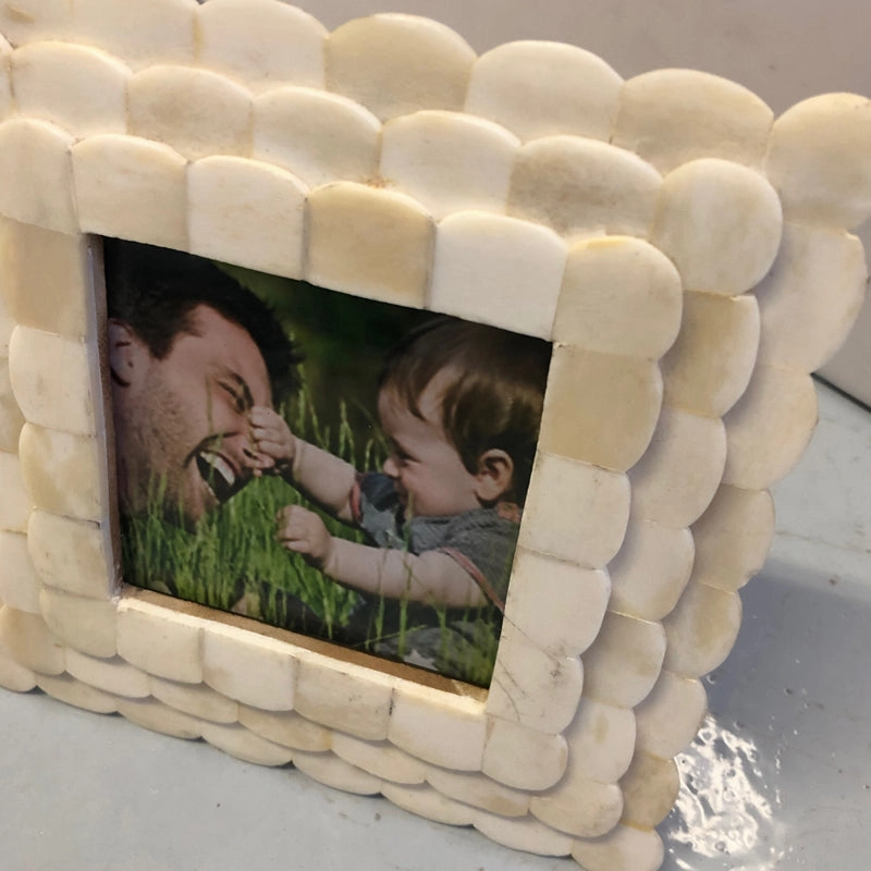 Picture Frame Scalloped