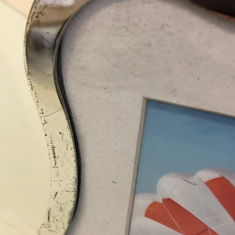 Picture Frame Silver Scalloped