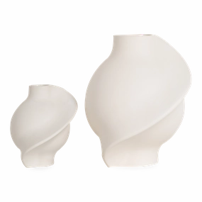 Pirout Vase elegant wall decor