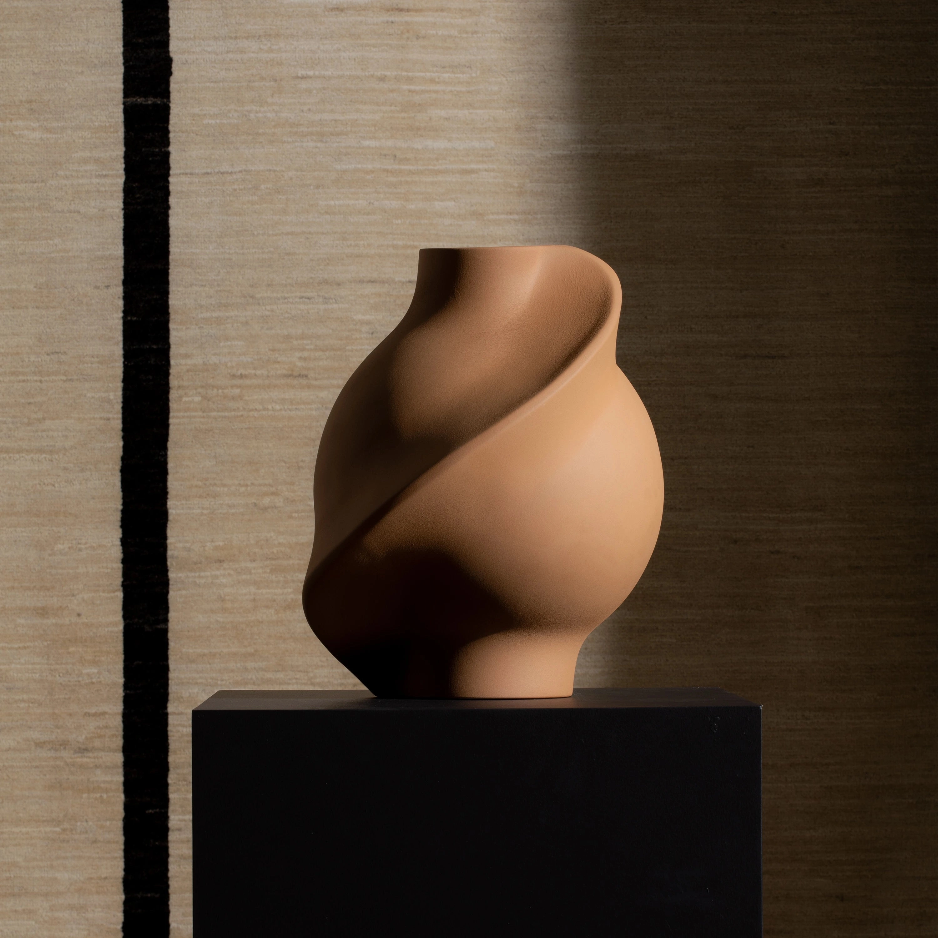 Pirout Vase - Ochre