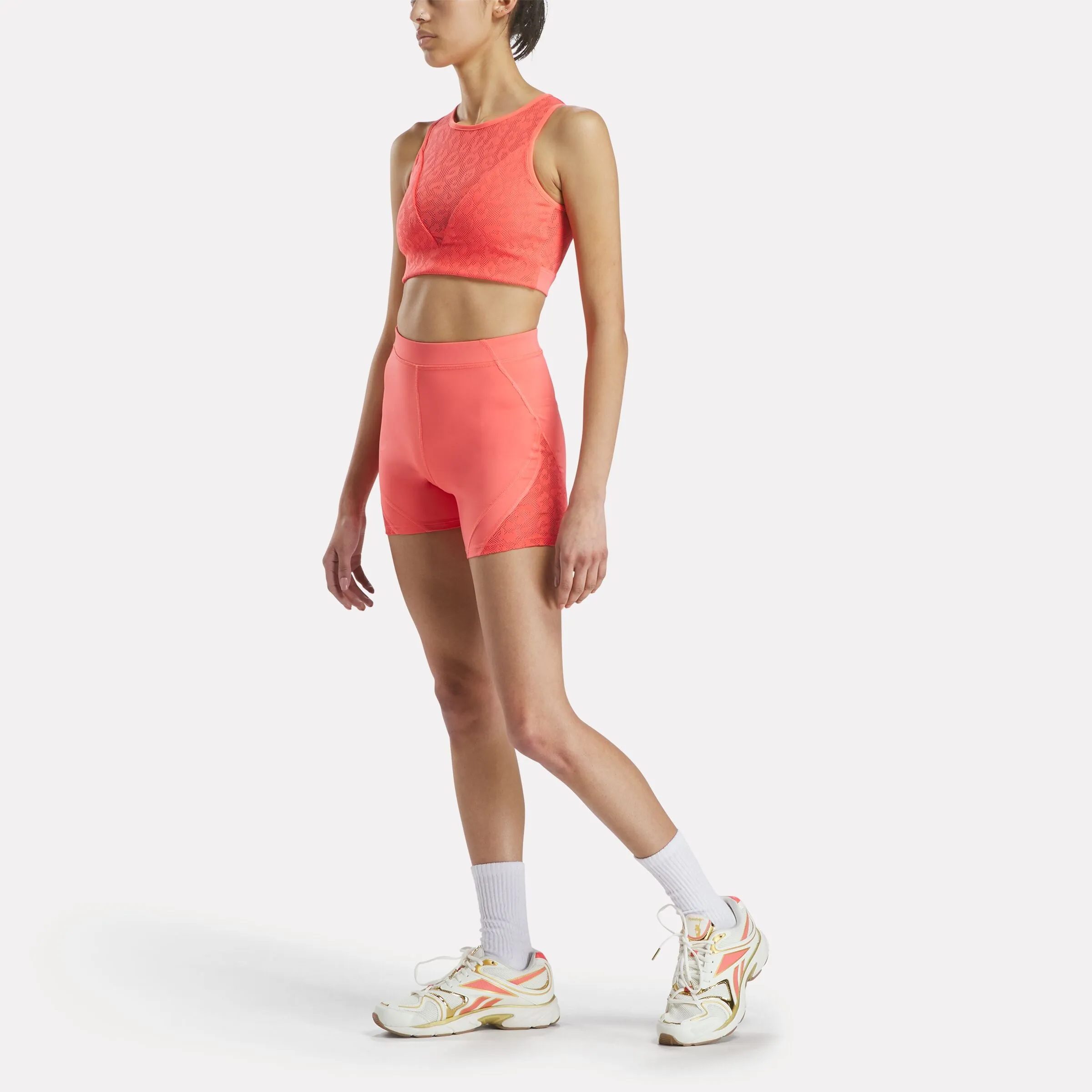 Reebok Schuhe Reebok x Angel Reese Damen Mesh-Radlerhose