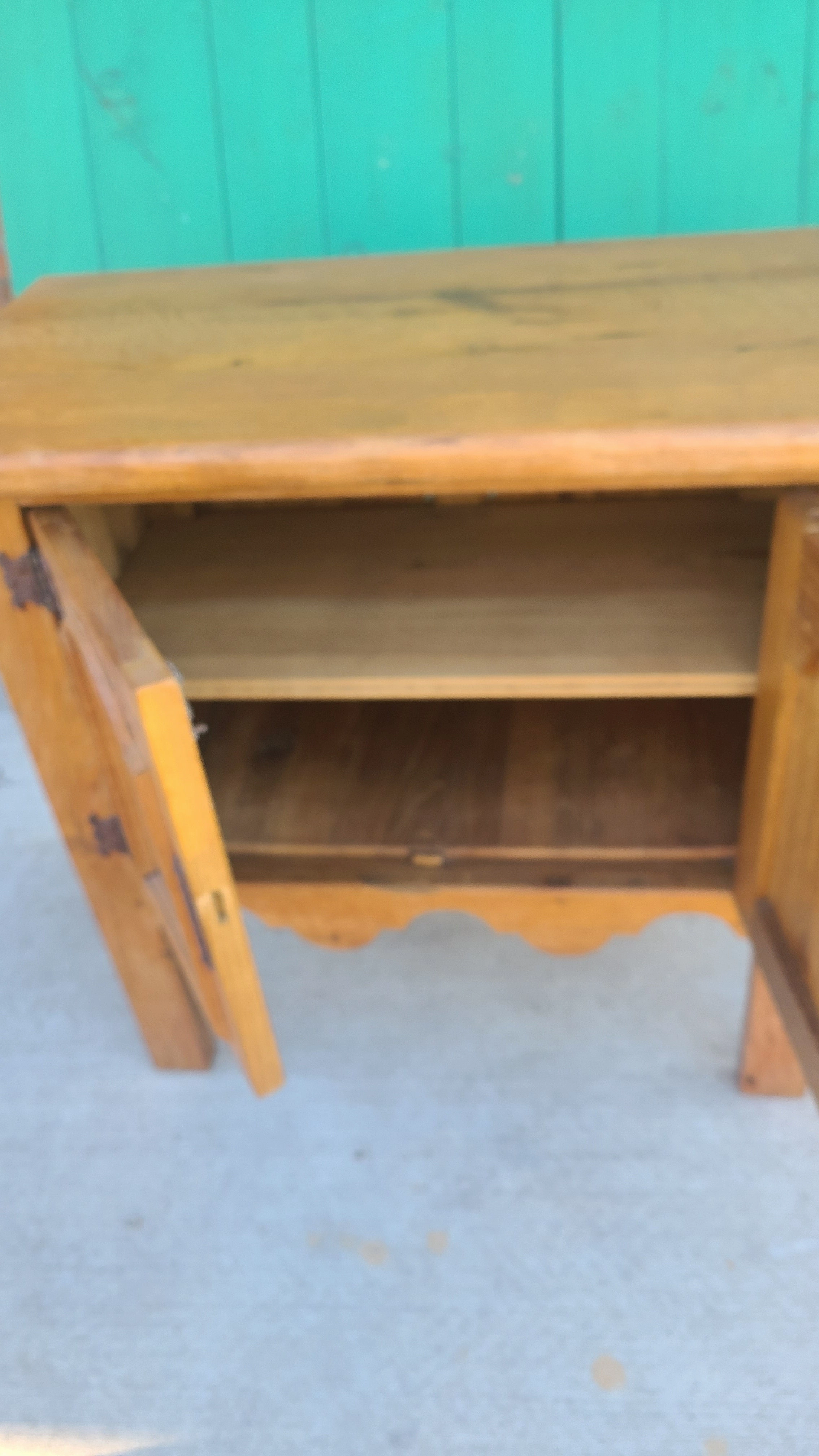 RUSTIC OAK 2 DOOR CABINET