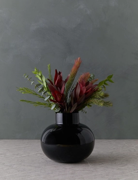 Sagen Vase decorative tabletop item