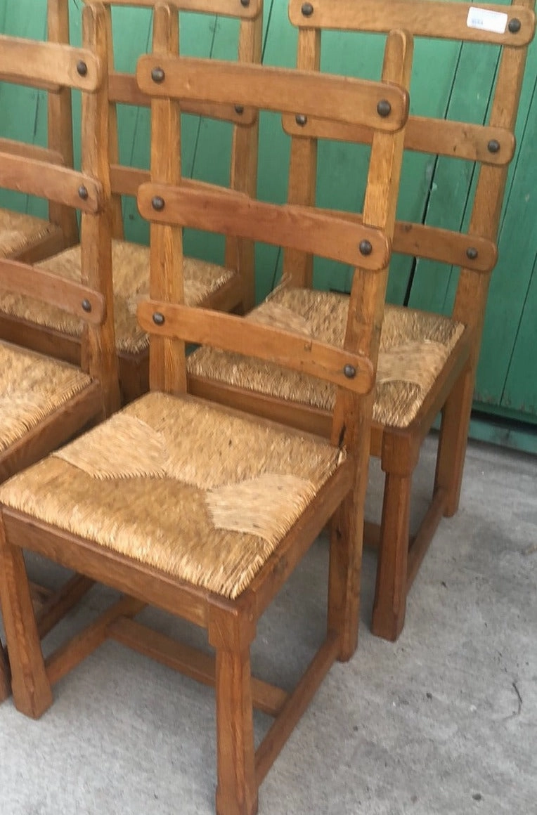 SET OF 6 OAK LADDER BACK CHAIRS WITH NAIL HEADS