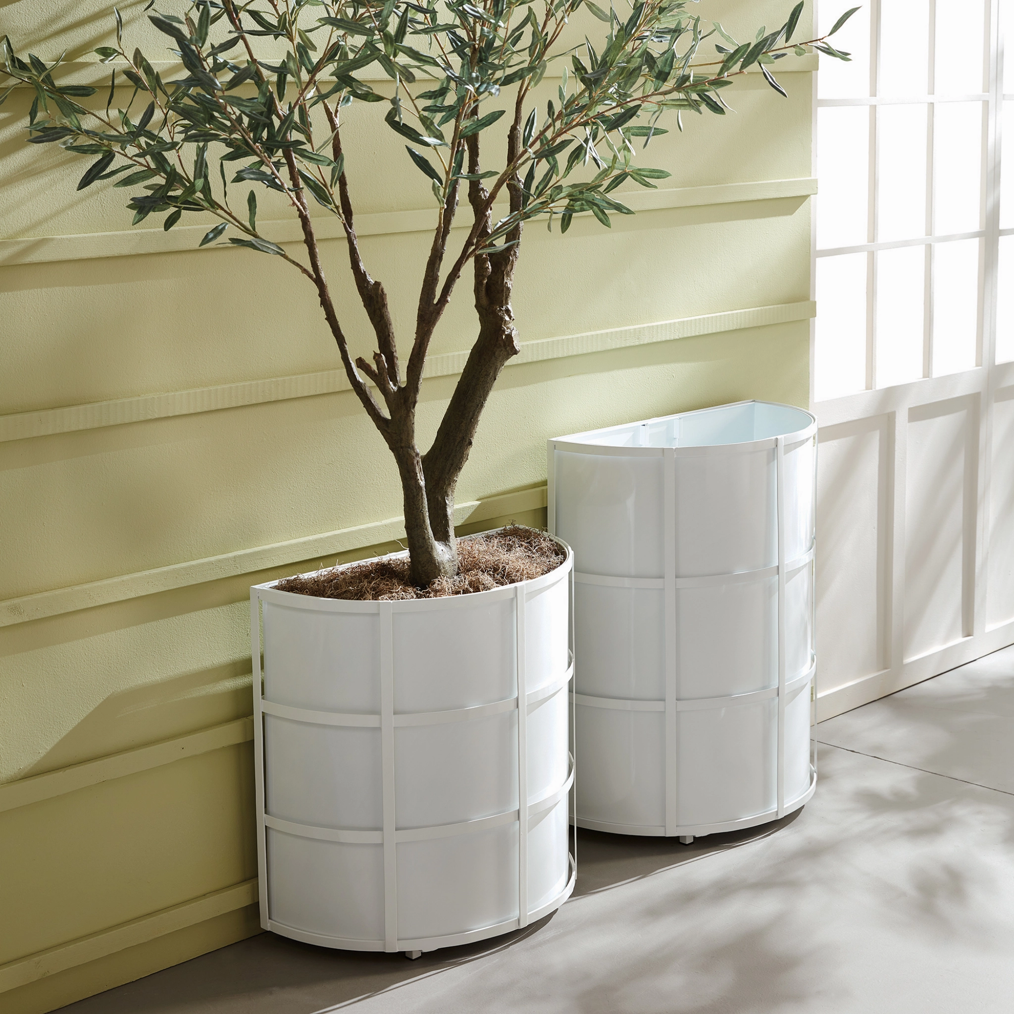 Short Fremont Demilune Planter