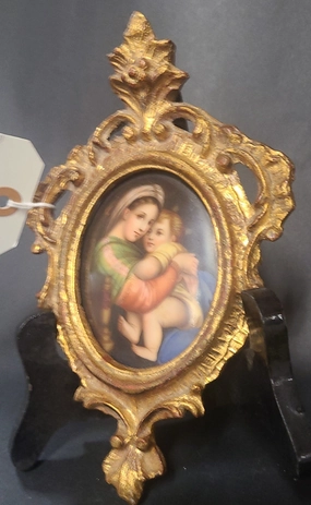 SMALL PORCELAIN MADONNA AND CHILD PAINTING IN ORNATE GOLD FRAME classic mural painting