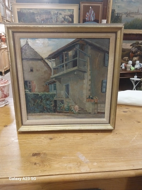 SMALL SQUARE FRAMED OIL PAINTING OF A BUILDING classic mural painting