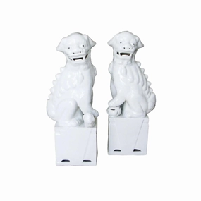 Small White Porcelain Sitting Foo Dog Pair home display ornament