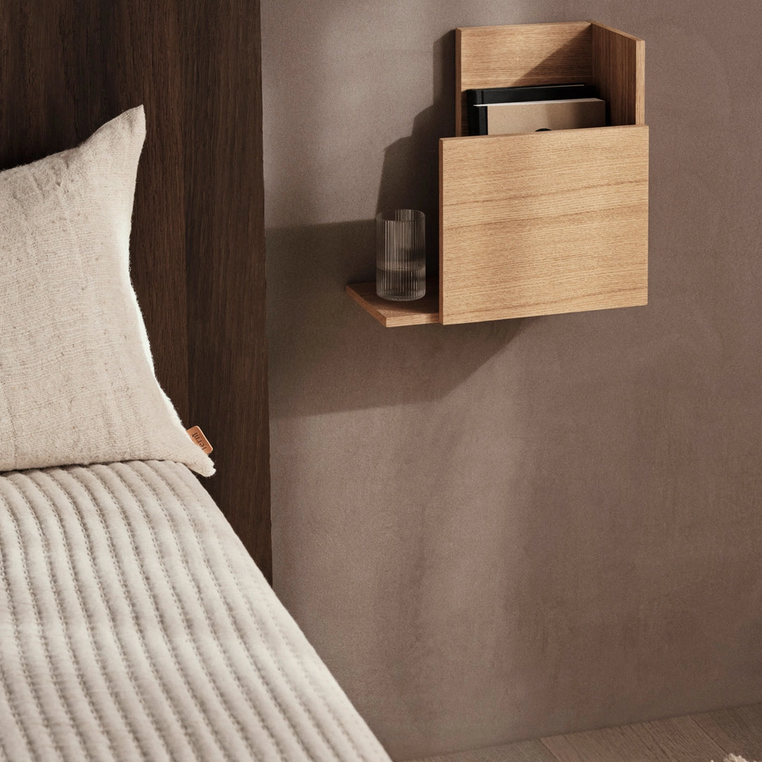 Stagger Shelf