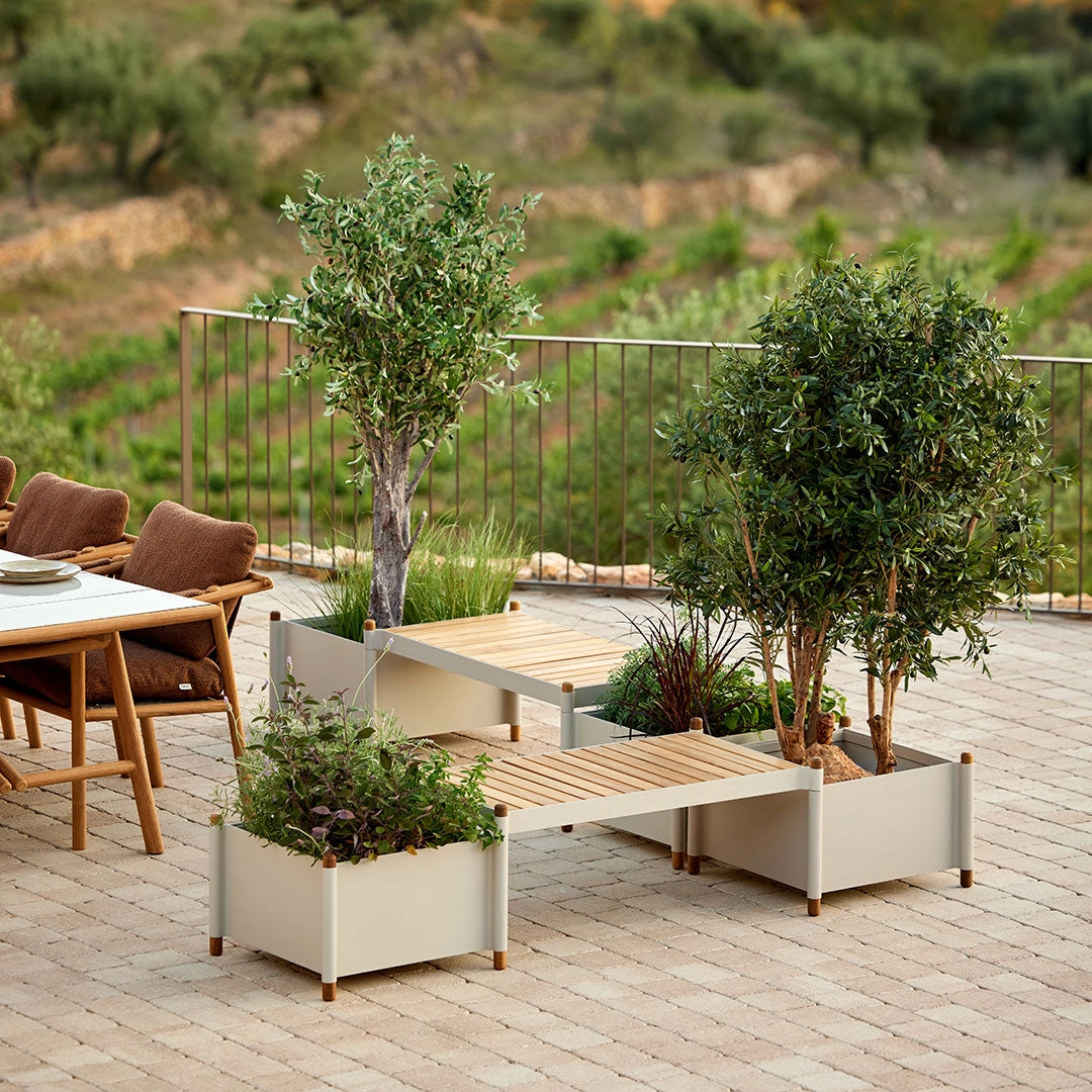 Sticks Outdoor Bench w/ Planters