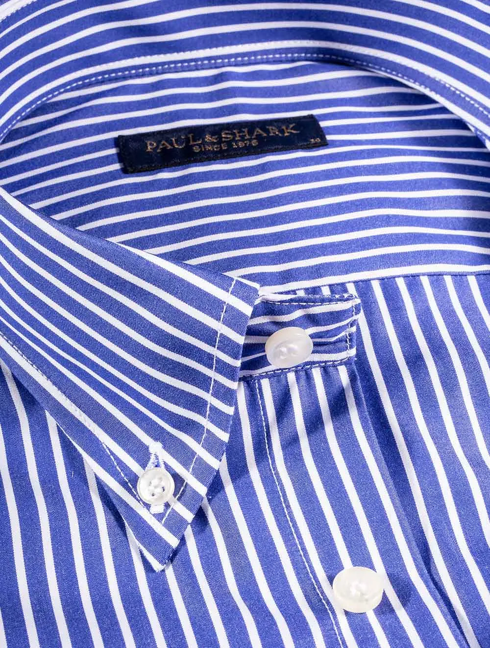 Gestreiftes Button-Down-Hemd Blau