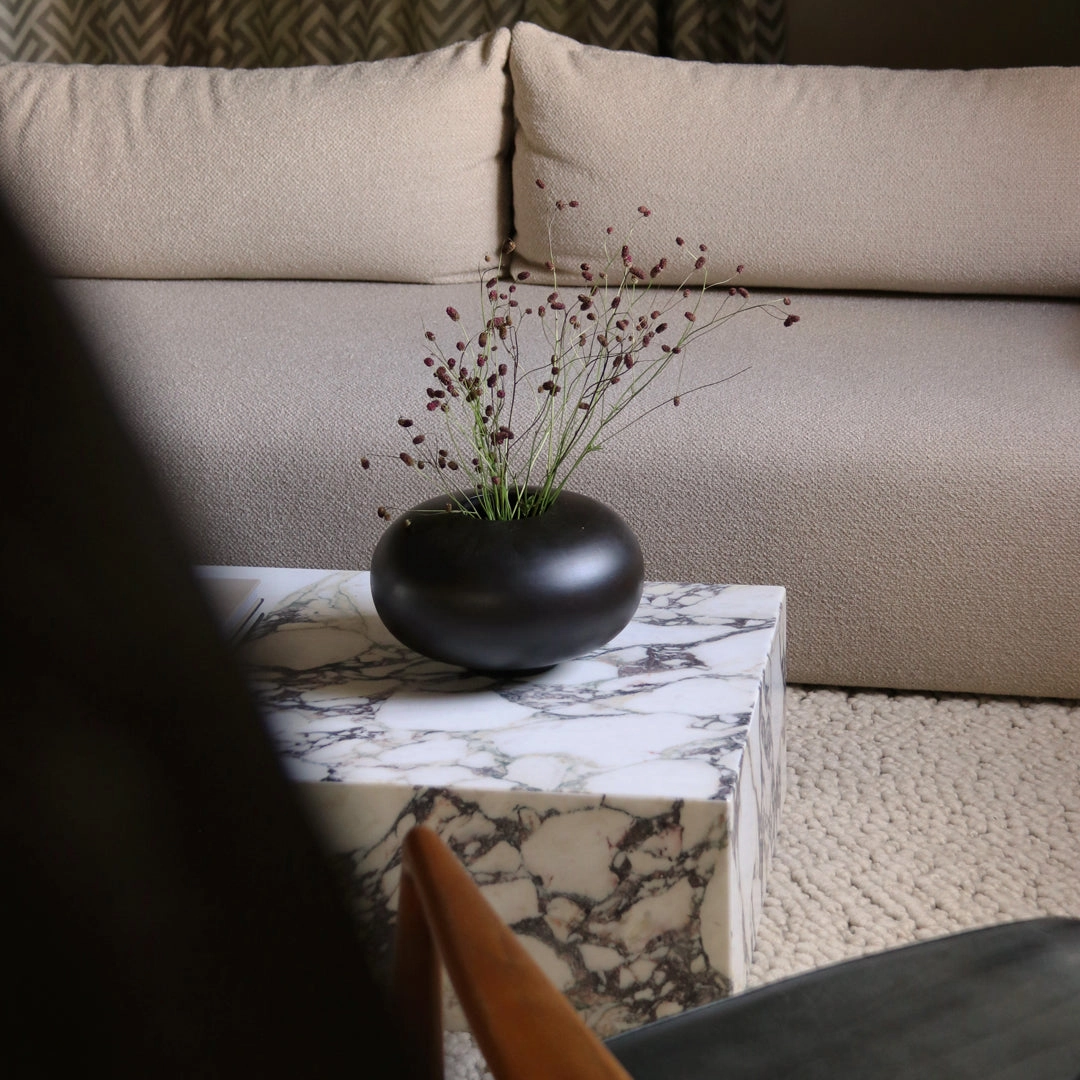 Surround Vase