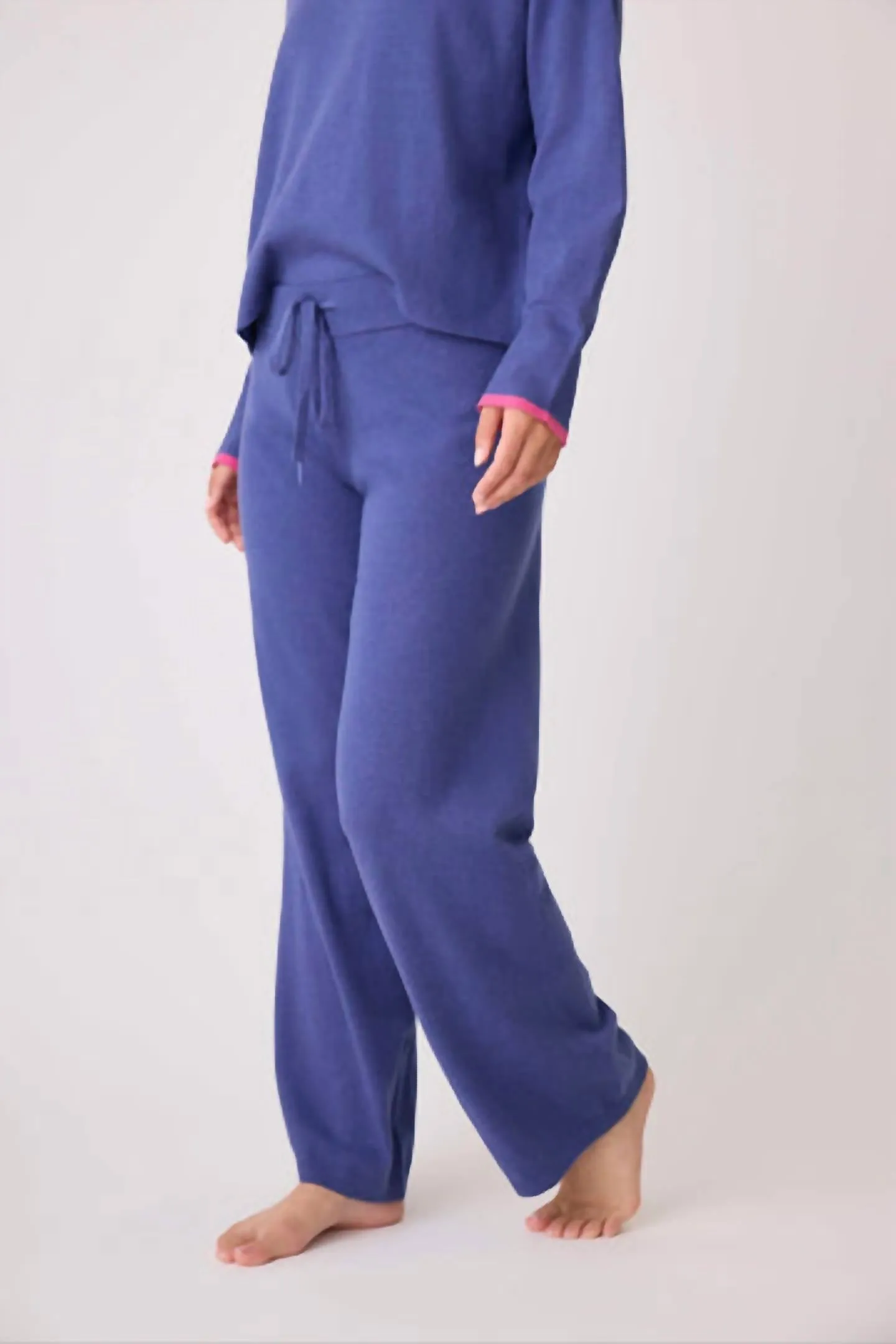 Sweater Weather Lounge Hose In Dunklem Periwinkle