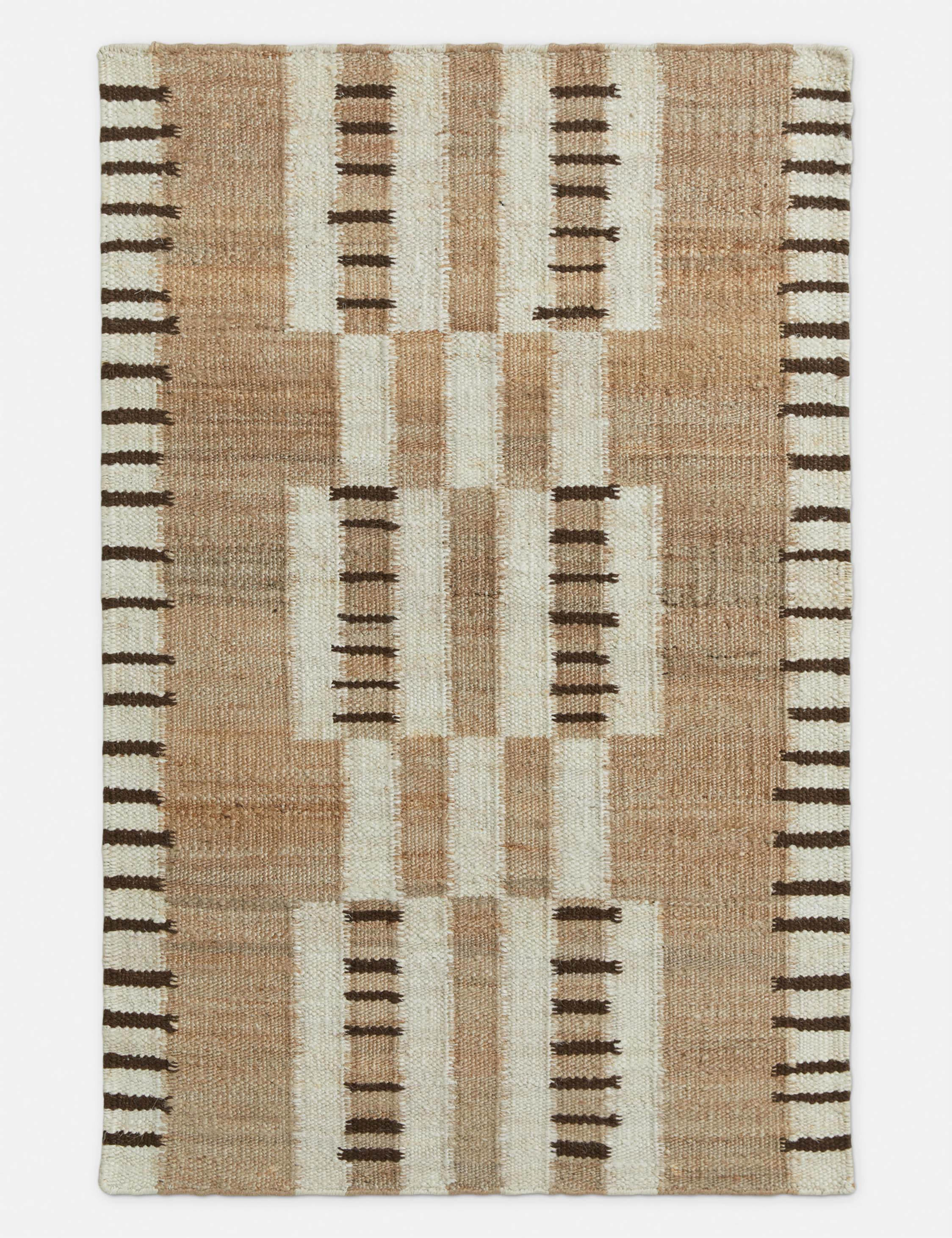 Tempo Flatweave Jute Rug by lan Byrd