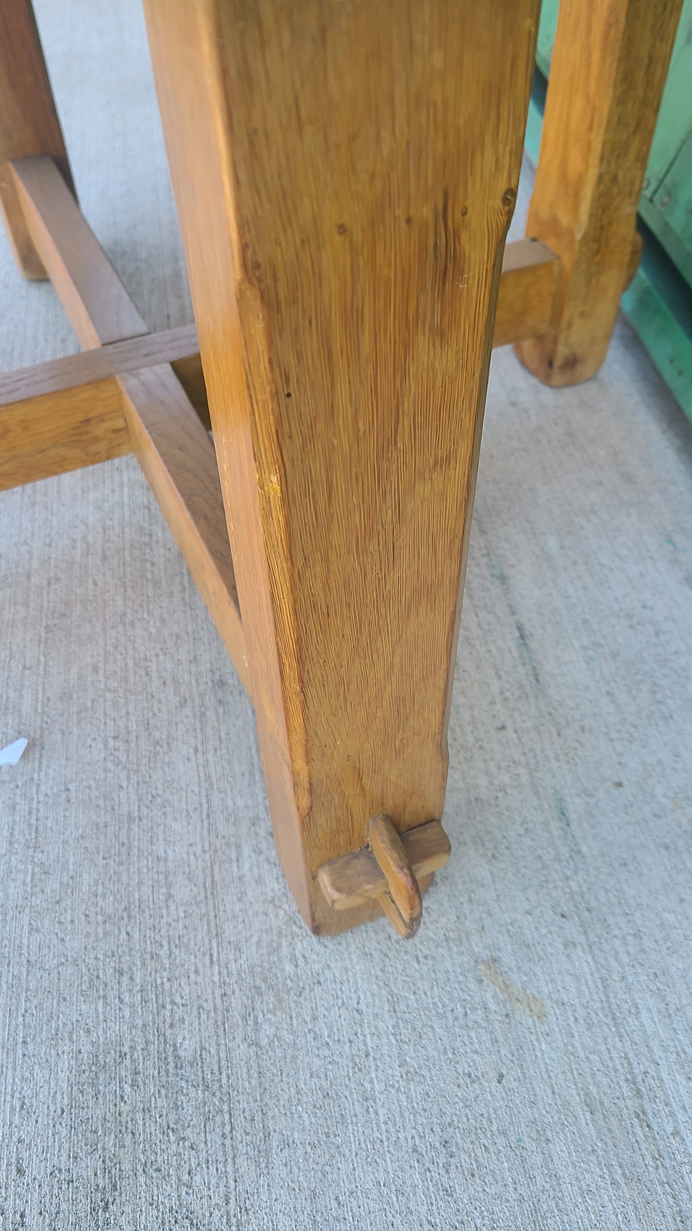 THROUGH TENONED ROUND RUSTIC OAK LOW TABLE