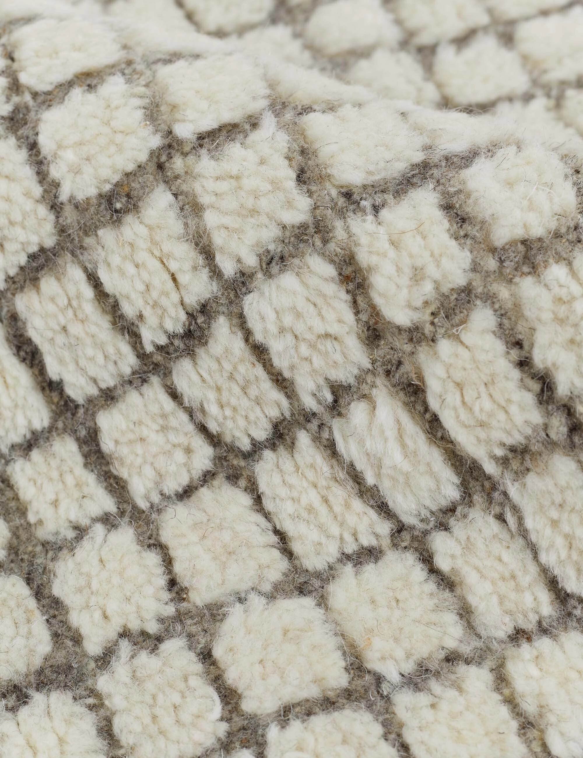 Uma Rug, Gray and Natural
