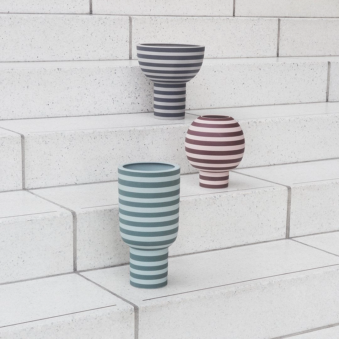 Varia Sculptural Vase (Order Quantity: 2)