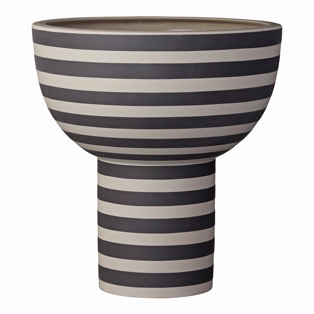 Varia Sculptural Vase (Order Quantity: 2)