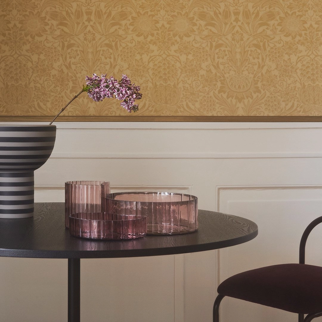 Varia Sculptural Vase (Order Quantity: 2)