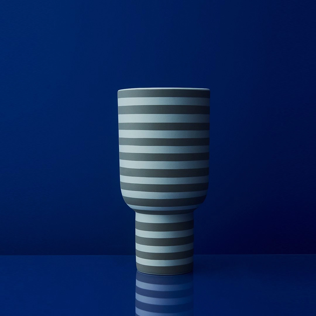 Varia Sculptural Vase (Order Quantity: 2)