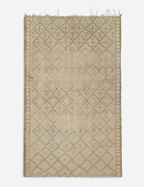 Vintage Moroccan Hand-Knotted Wool Rug No. 16, 5'5" x 9'5" trendy fashion rug