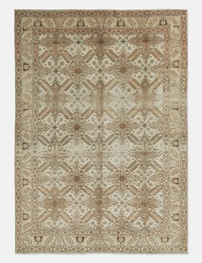 Vintage Turkish Hand-Knotted Wool Rug No. 171, 4'9" x 6'8" trendy fashion rug