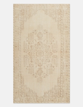 Vintage Turkish Hand-Knotted Wool Rug No. 327, 5'3" x 9'5" trendy fashion rug