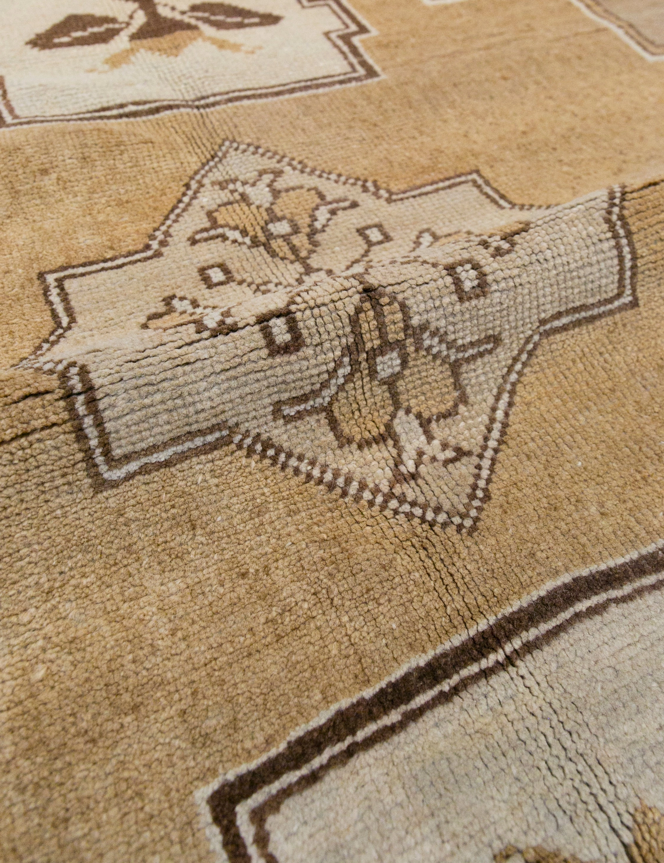Vintage Turkish Hand-Knotted Wool Rug No. 378, 6'3" x 8'8"