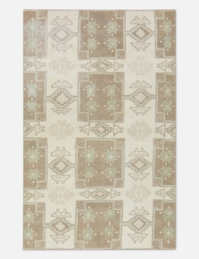 Vintage Turkish Hand-Knotted Wool Rug No. 436, 4' x 5'10" trendy fashion rug