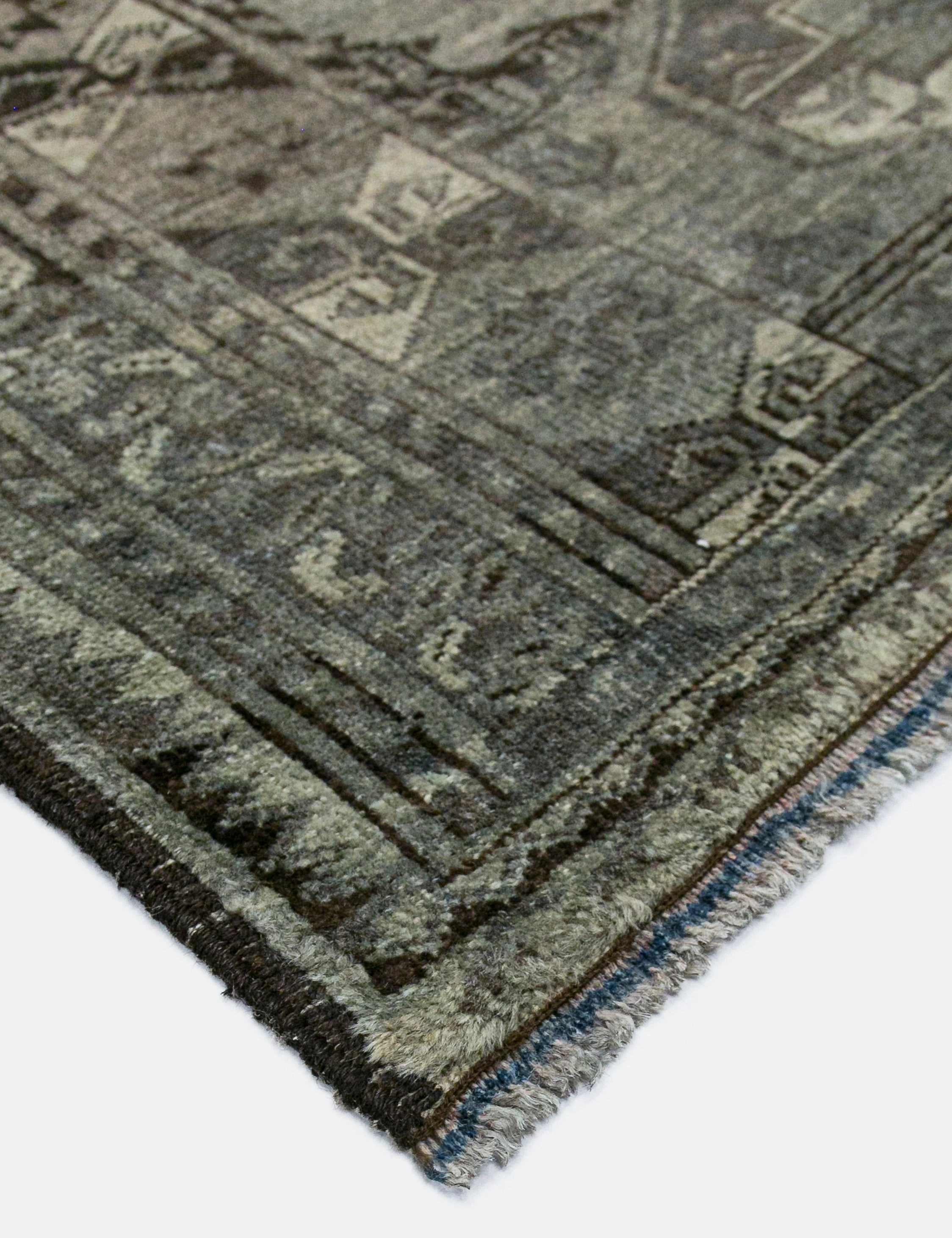 Vintage Turkish Hand-Knotted Wool Rug No. 460, 4'6" x 5'2"