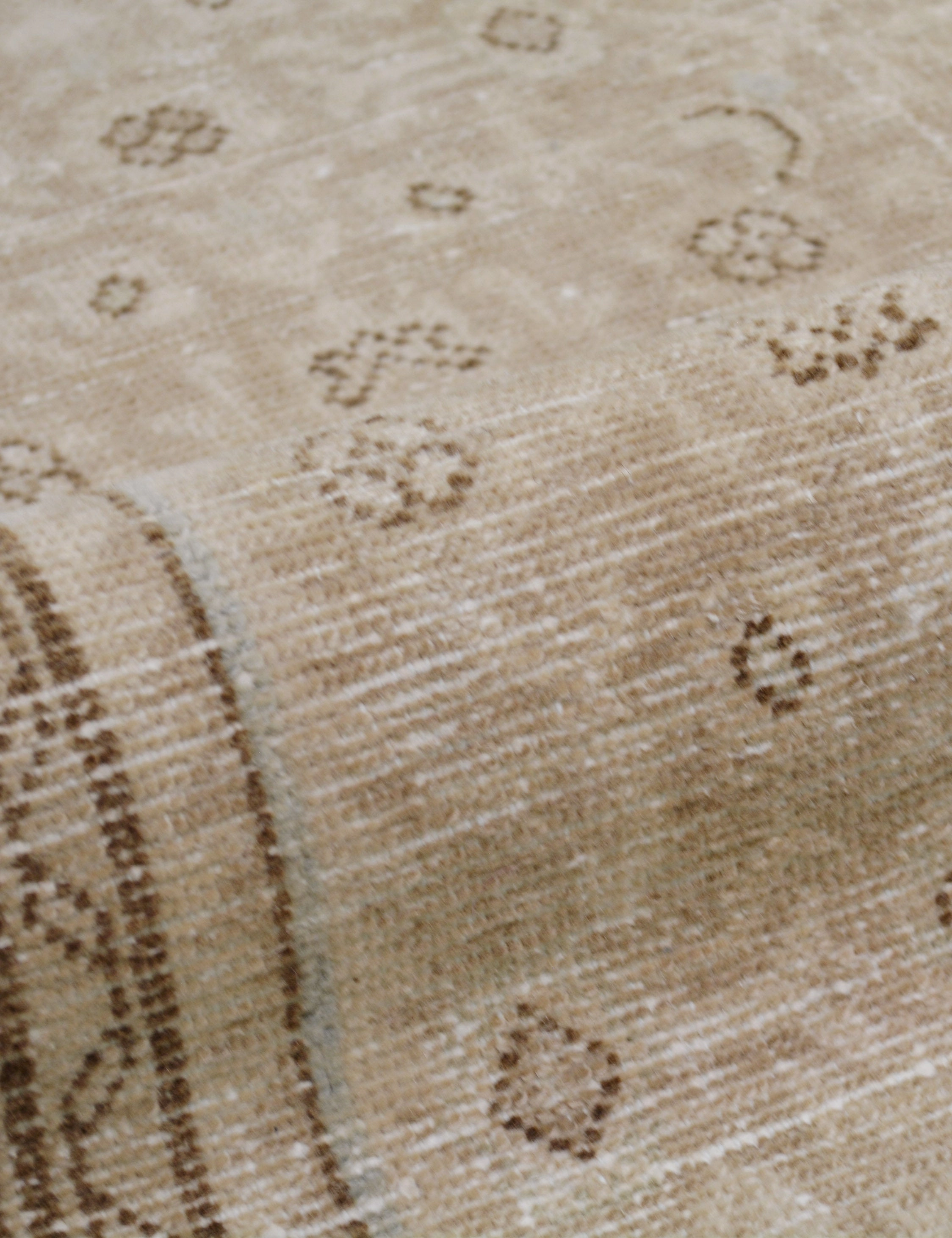 Vintage Turkish Hand-Knotted Wool Runner Rug No. 258, 3'4" x 9'5"
