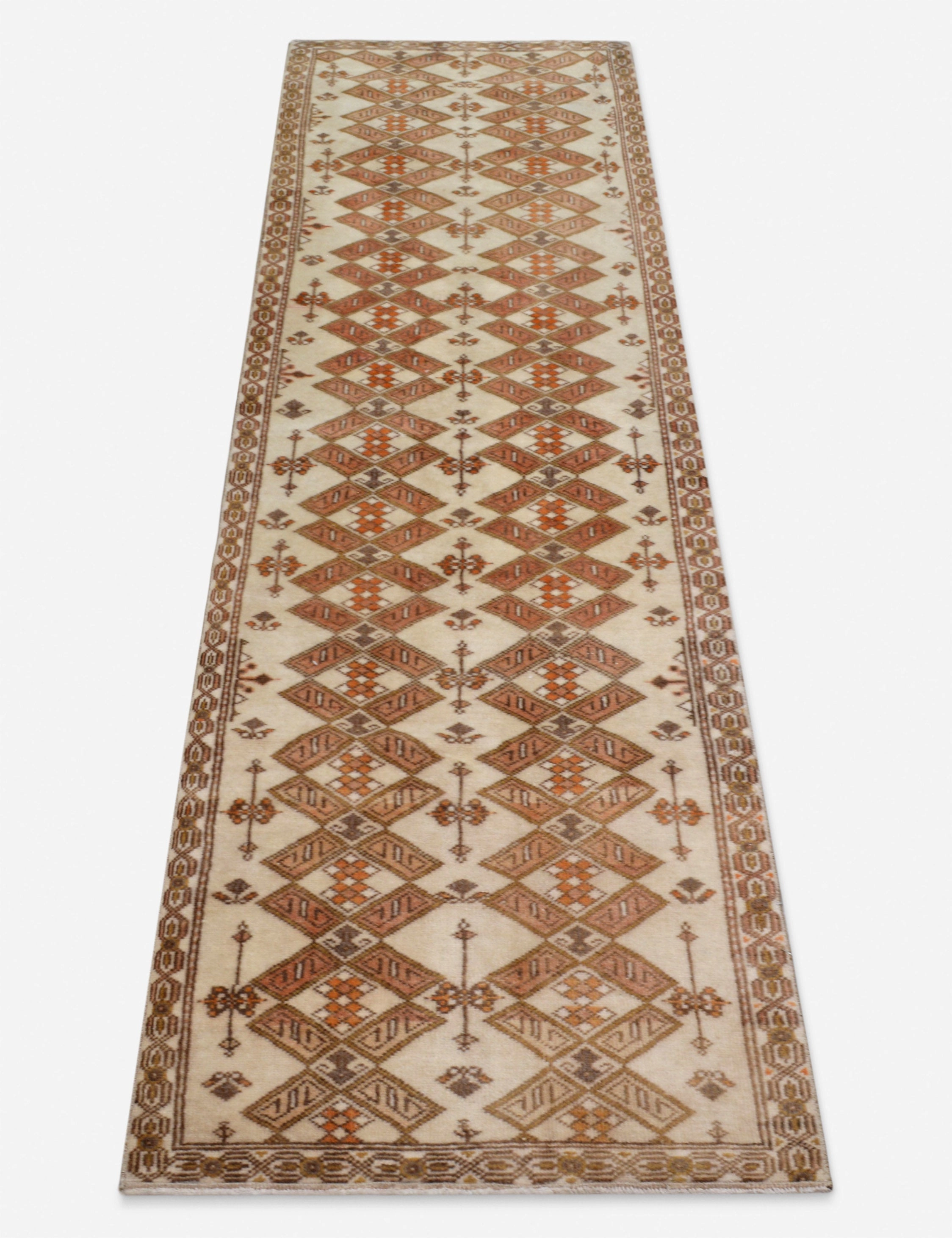 Vintage Turkish Hand-Knotted Wool Runner Rug No. 268, 2'6" x 8'7"