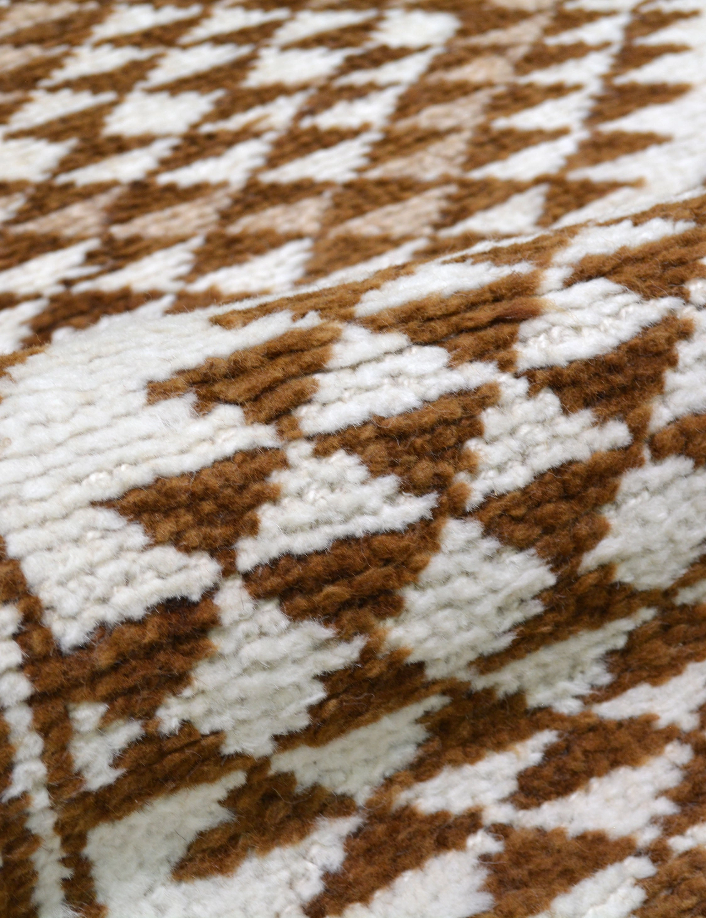 Vintage Turkish Hand-Knotted Wool Runner Rug No. 269, 2'7" x 11'8"