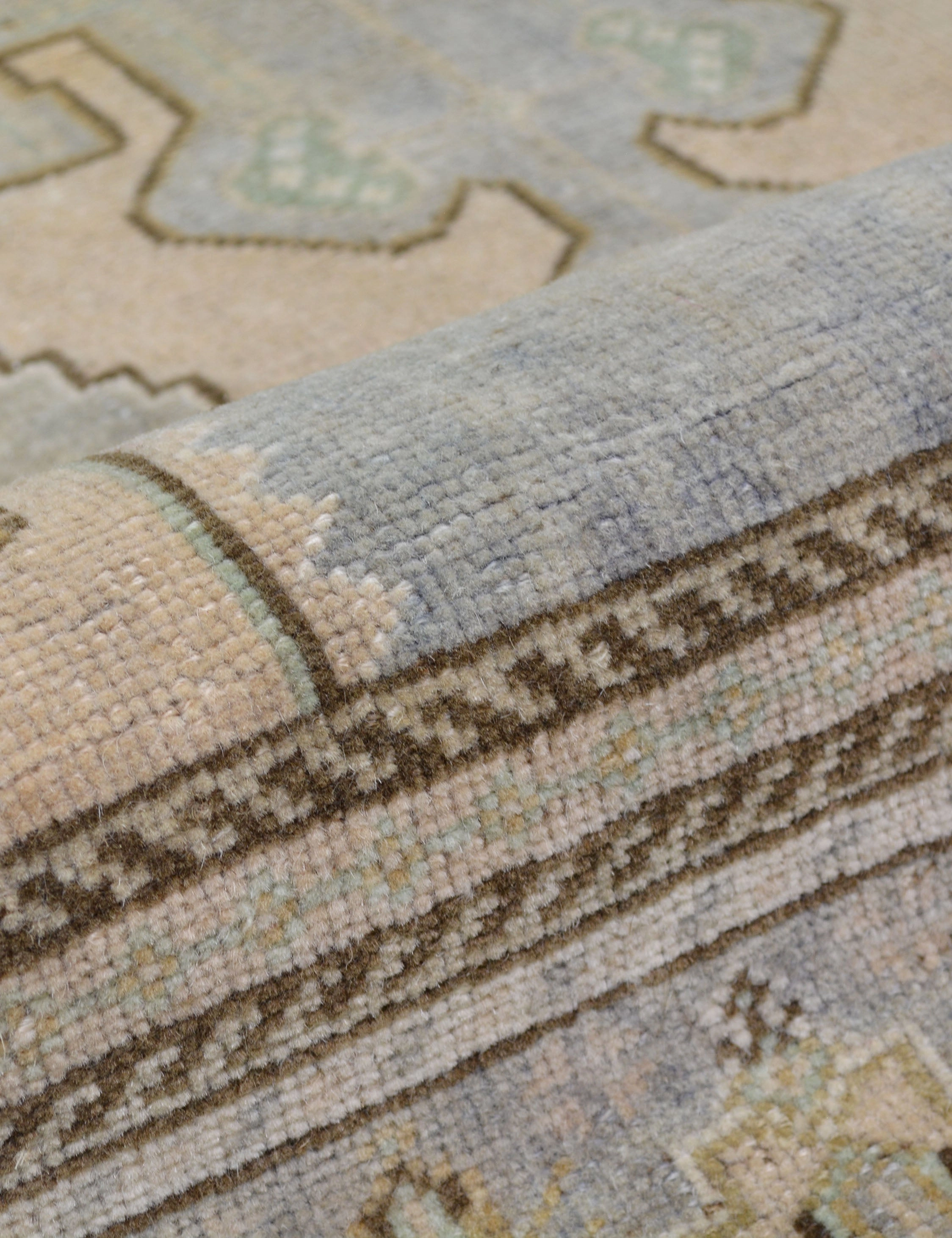 Vintage Turkish Hand-Knotted Wool Runner Rug No. 270, 3'2" x 8'6"