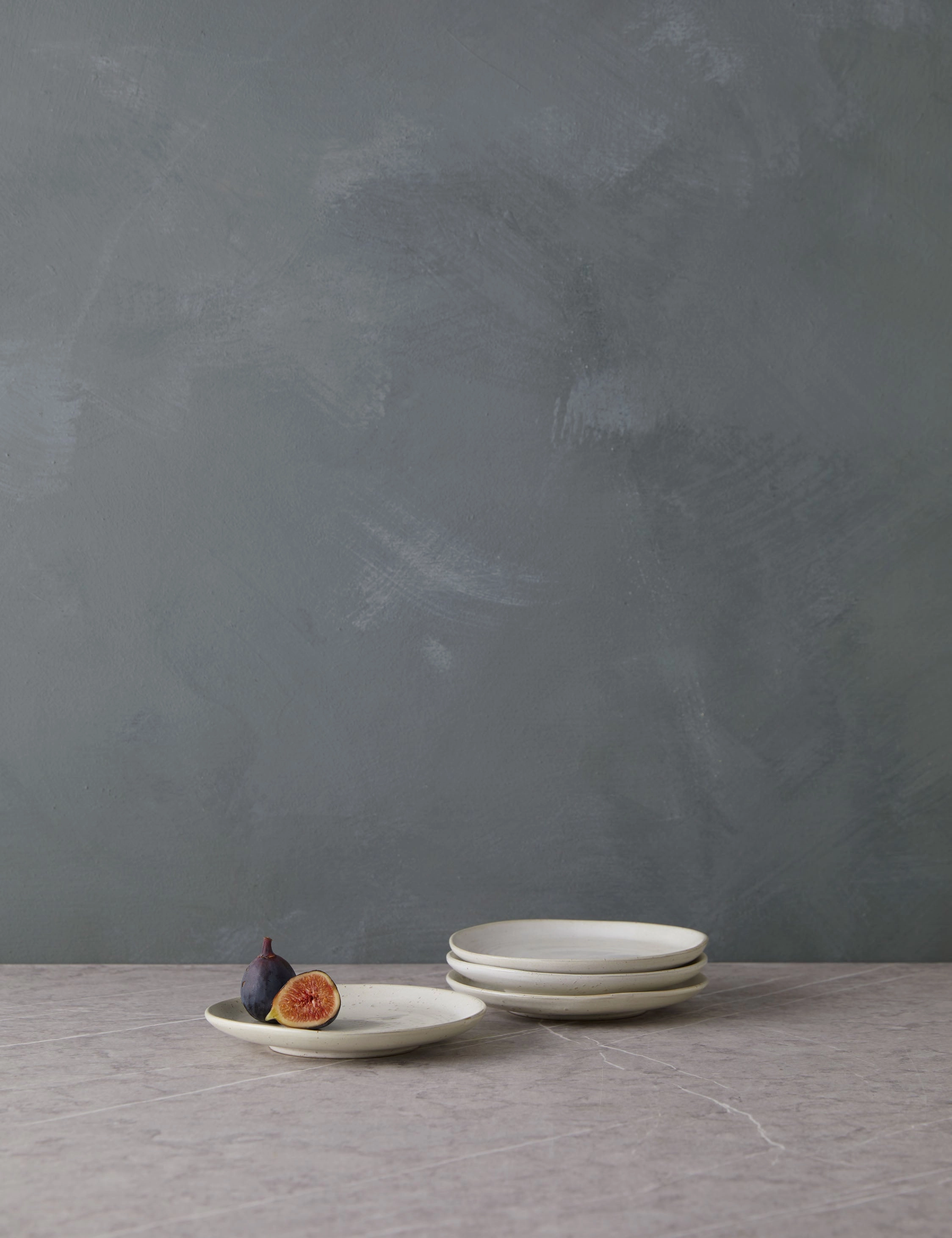 Weilan Cake Plate (Set of 4) decorative tabletop item
