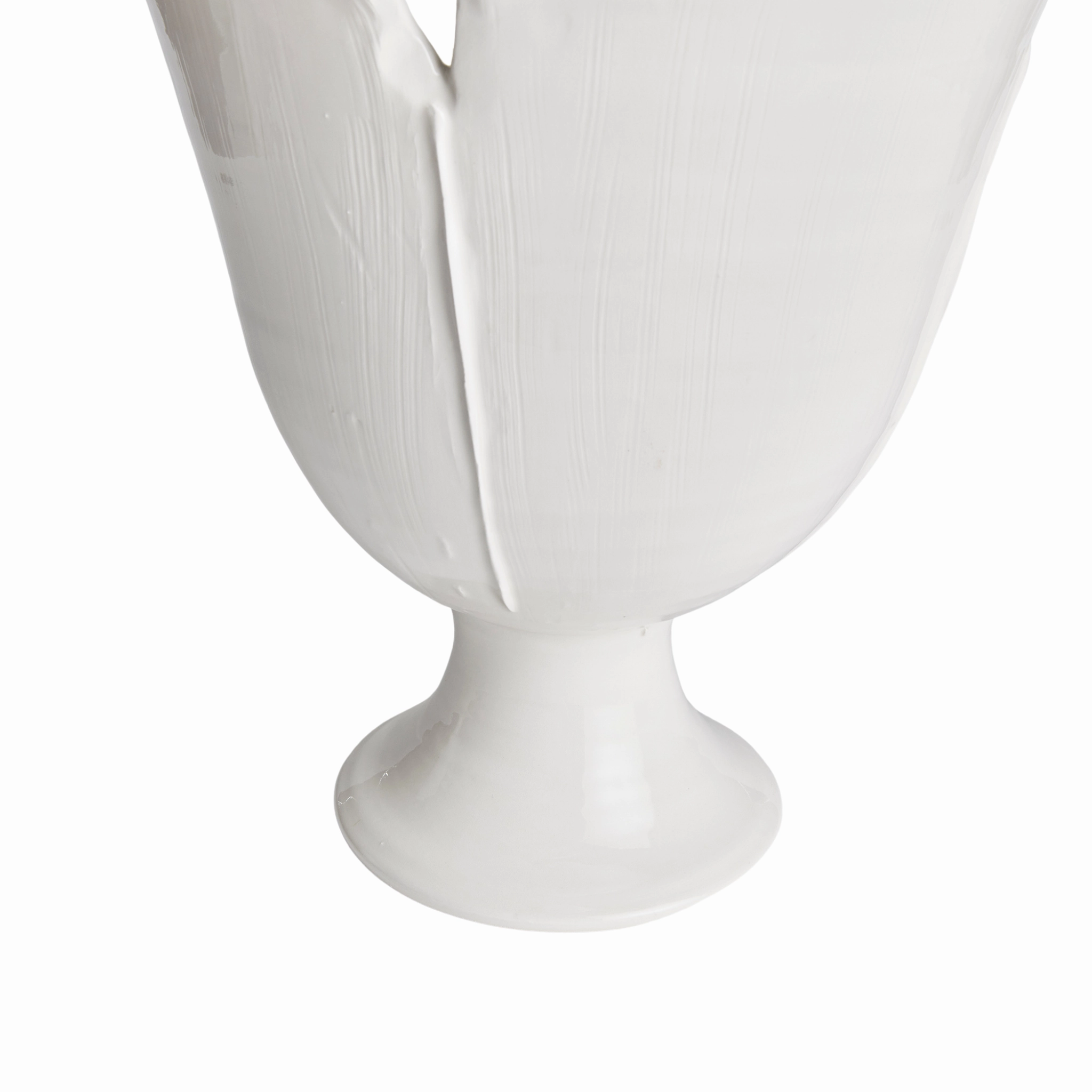 White Petalo Vase- Available In Two Sizes
