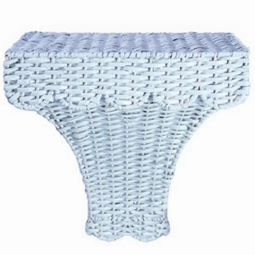White Scalloped Wicker Bracket home display ornament