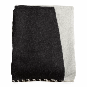 Yin Throw elegant wall decor